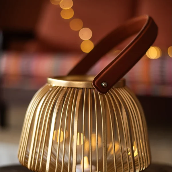 Handcrafted dull gold powder coated metal candle holder with handle (Copy)