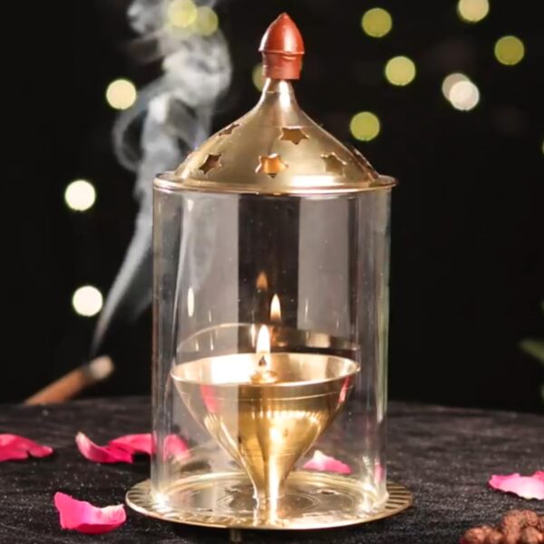 Akhand Diya with Borosilate Glass (6.7 Inches,17 Cms
