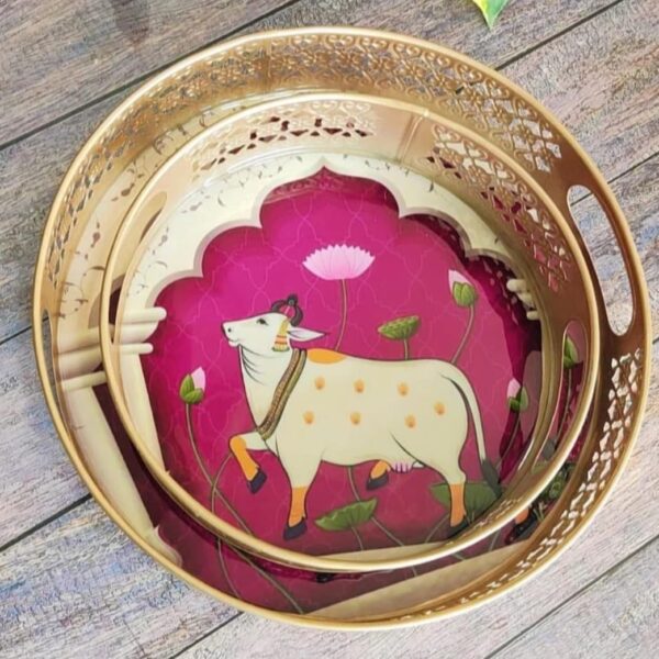 Metal Round Tray Set Of 2 Cow Pichwai Tray (Size = 8" And 10