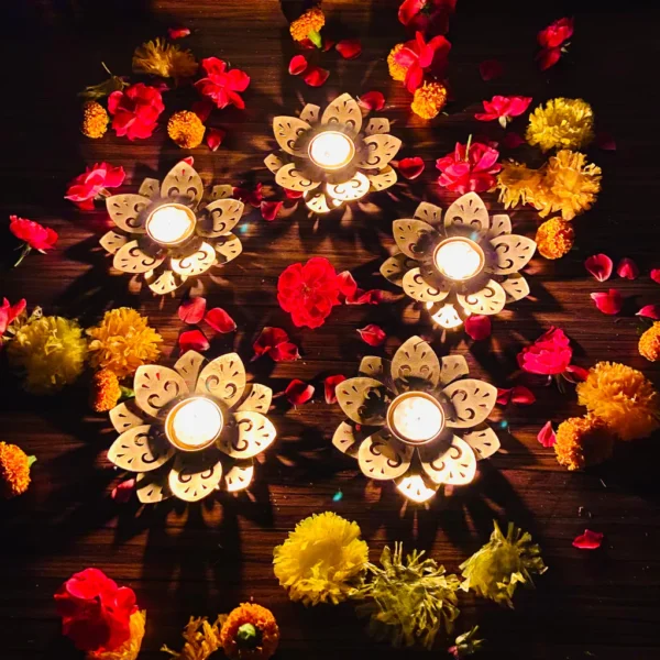 Premium Candle Flower Urli for Home Decor, Diwali Decoration,Table Decor (Size - 5'' inch - Sat of - 5)