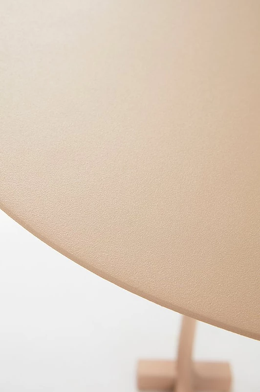 owesco side table - Image 4